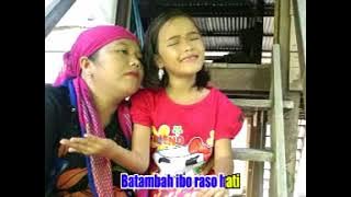 Dendang minang- Maniti Di Kayu Lapuak-Syakila