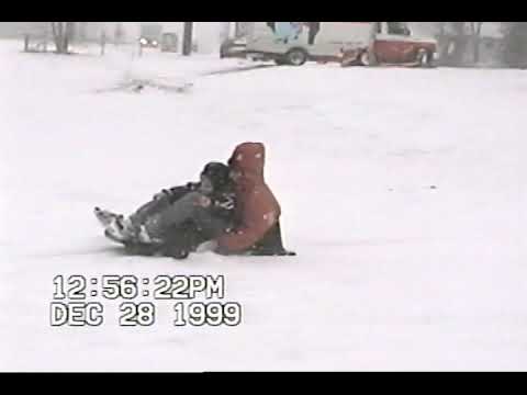 snow-sledding-in-norwalk-december-1999