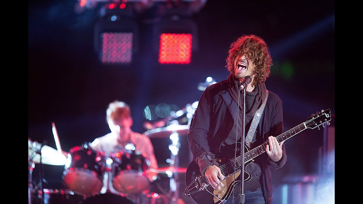 Black Hole Sun TV show performance - TV Show performance video thumbnail