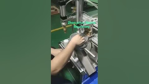 Semi-automatic packaging machine for hotel soap