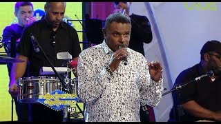 El Canario Exitos En Vivo De Extremo a Extremo