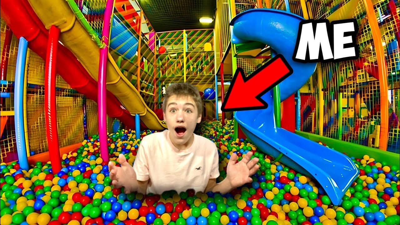 I Filled My Entire Room With Balloons!