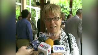 Doris Pack Dhe Jurgen Gruten Të Shqetësuar Për Mbarëvajtjen E Zgjedhjeve - 2 Korrik 2005