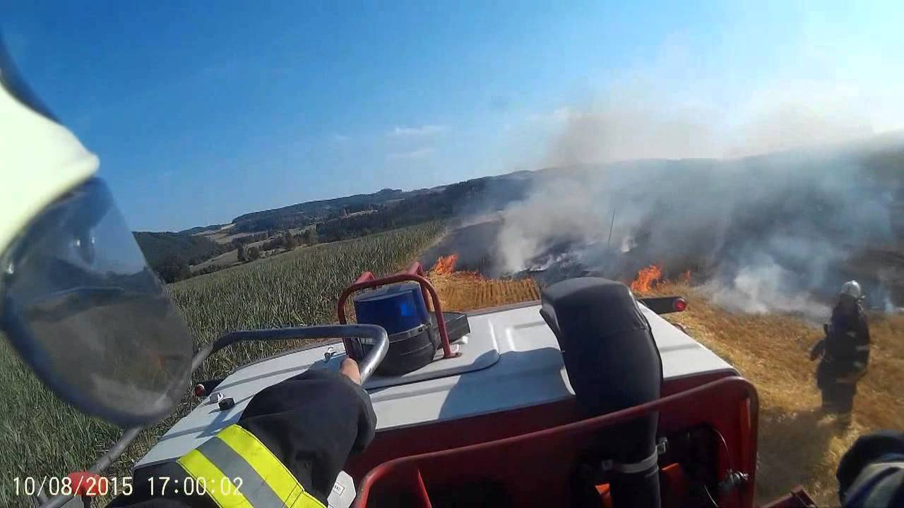 Hasiči Čestice(okr.-Strakonice)- Požár pole Doubravice 10.8.2015