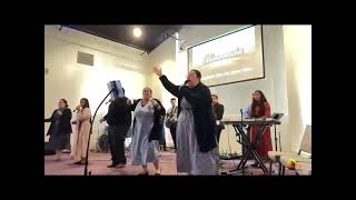 Video thumbnail of "Cadena De Coros Iglesia Ríos De Agua Viva Highland"