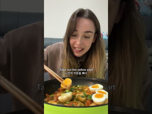 Let’s Make Ddukbokki With GIANT CHEESE FILLED RICECAKES! Korean Food MUKBANG