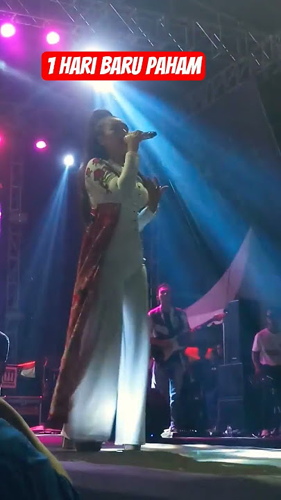 KETIKA NOVI SASMITA BIKIN GALFOK PENONTON.