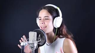 Camila Gallardo - Más De La Mitad (Nerea Lozano Cover)