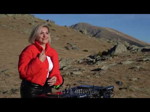 Deva Vicci is playing Monolink - Laura (Argy & Omnya remix) on Radio Intense