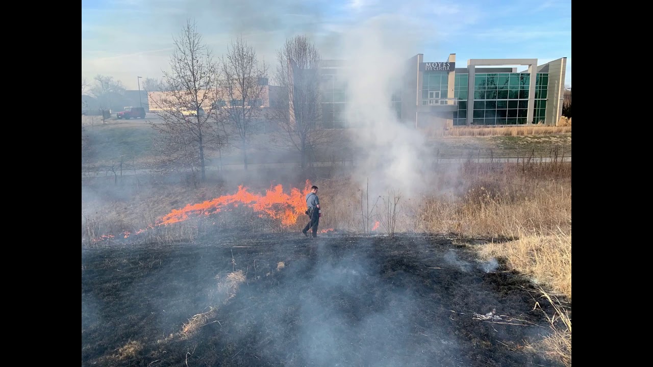 152 Highway Grass Fire - YouTube