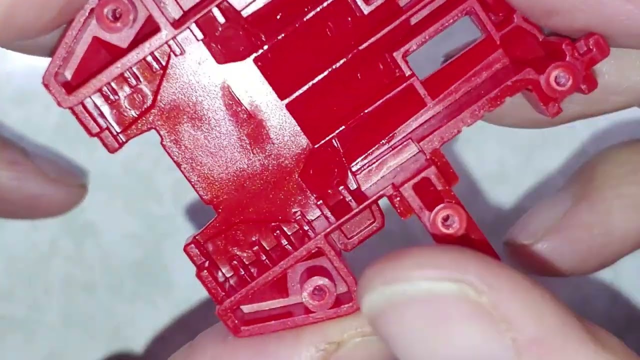 Toy Inspection Haslab Omega Prime disassembly for Torso crack and
