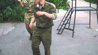 Русская армия прикол караси танцуют / Russian army fun spirit dance Русская армия прикол караси танцуют / Russian army fun spirit dance