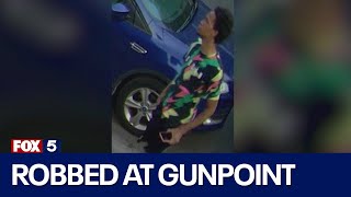 NYC crime: E-bike rider robbed at gunpoint