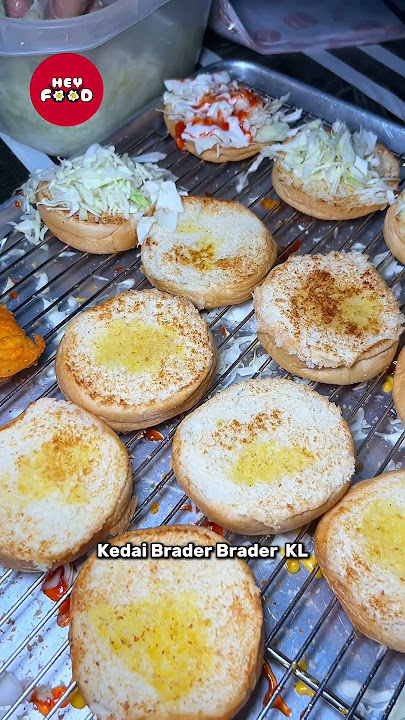 RM3.90 Burger Crispy View KLCC📍Kedai brader brader KL, 69 Jln Datok Abdul Malik, 50300 Kampung Baru
