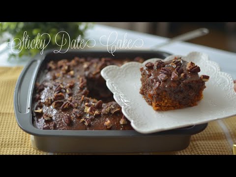 Sticky Date Cake With Caramel Sauce
