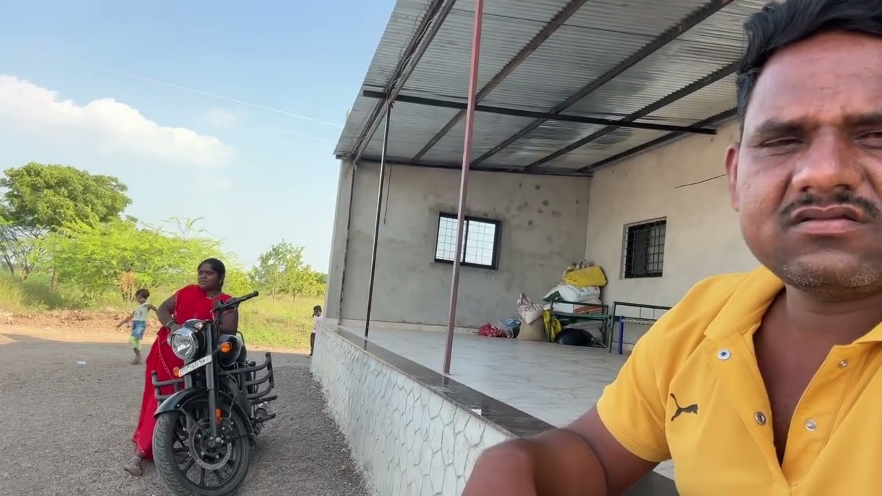 पूजीने बुलेटची चावी पळवून नेलती पण पुनमने हिसक्यात पाडली आणी हिसकावून आणली माजलाय 😭#गावठीनिलेशपुनम 