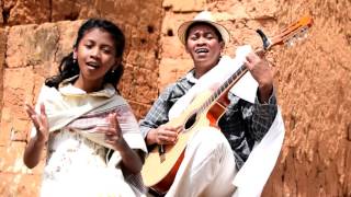 FANGIA KALO GASY - Maty ilay masoandro  (Clip Officiel) chords