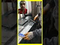أغرب طريقة لصناعة لوحات السيارة 