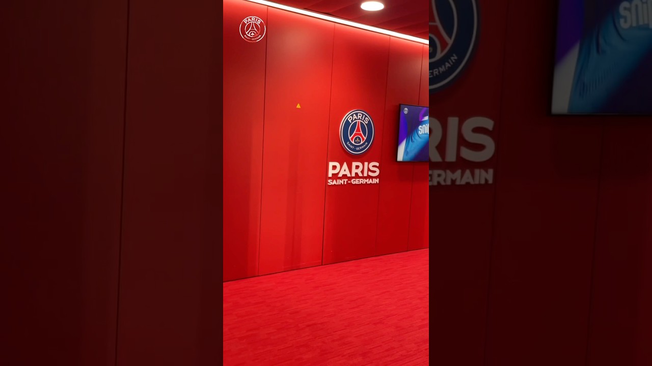Les Parisiens en arrivant au bureau ce matin… 😌🔴🔵