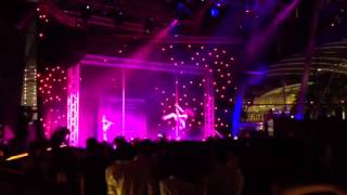 Hanna solo Bobbi's White Diamond Affraire