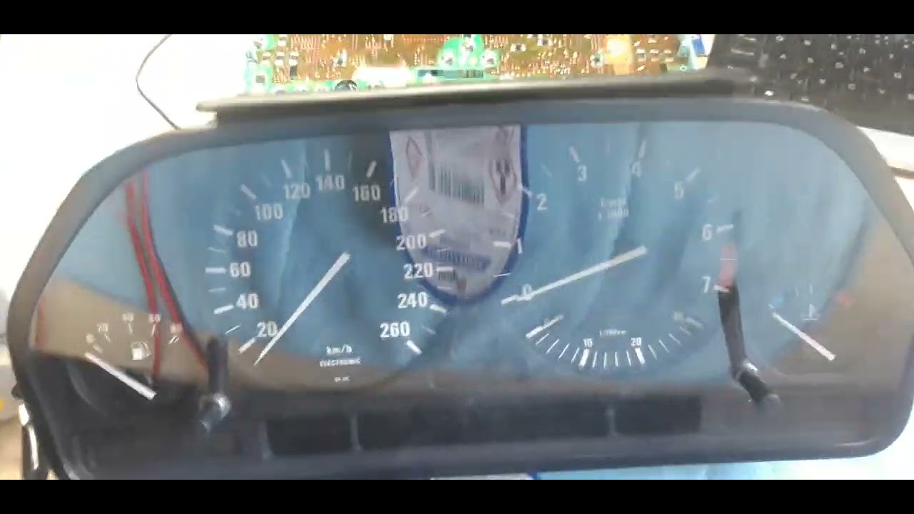 BMW E32 E34 instrument cluster high after repair Poland Warsaw - YouTube
