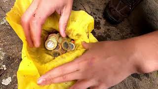 Pesca Magnética no Rio das Oferendas. 3 saquinhos estranhos! Tinha ouro e centenas de moedas de real