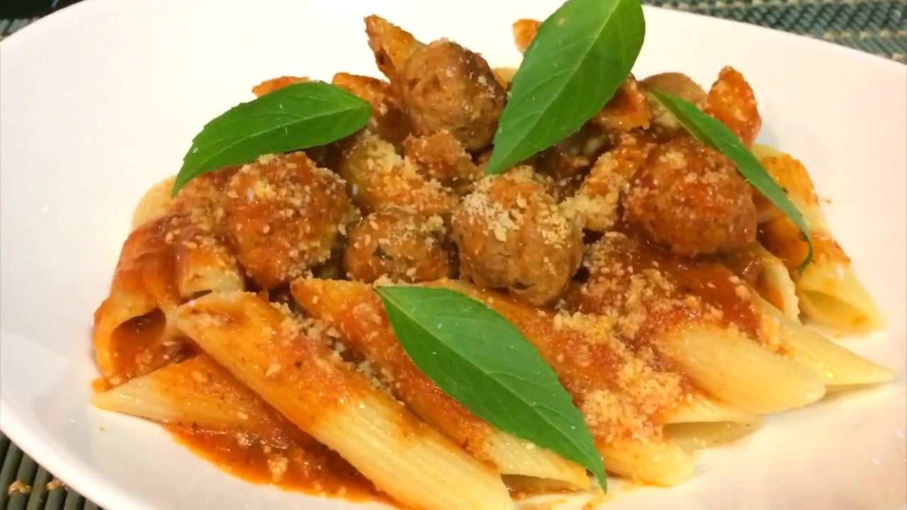 Pasta Pluma a la Boloñesa | @CocinandoenFamilia | Recetas Navideñas.