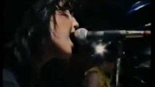 Joan Jett -  1980 - I wanna be where the boys are chords