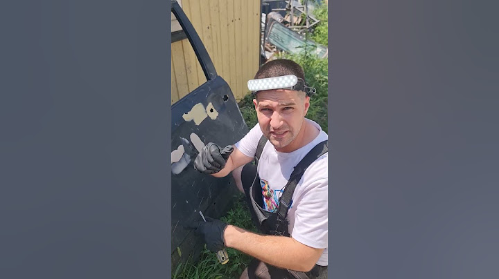 Я нанес эпоксидную шпатлевку на грязную глянцевую дверь, отставил на сутки и пытаюсь оторвать