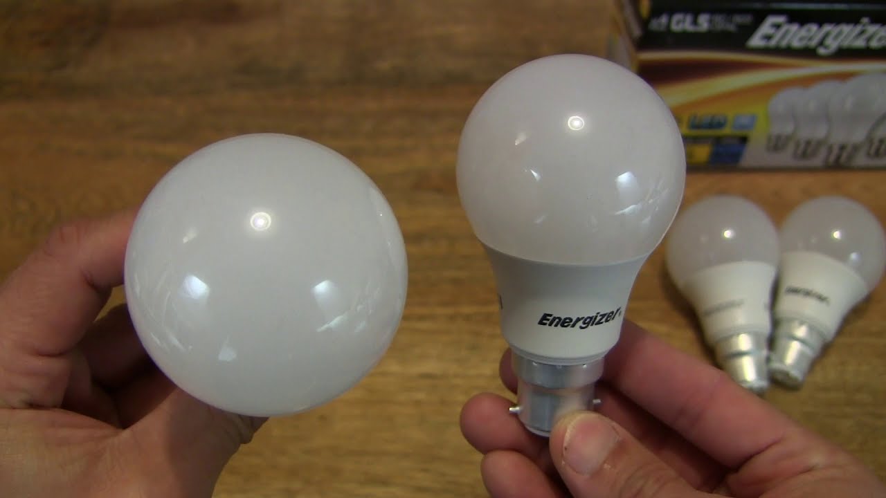 Комплект из четырех светодиодных ламп Energizer Daylight White
