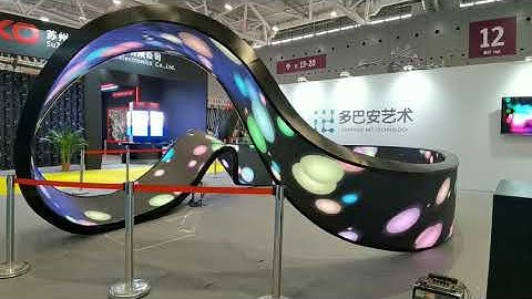 Möbius strip LED display