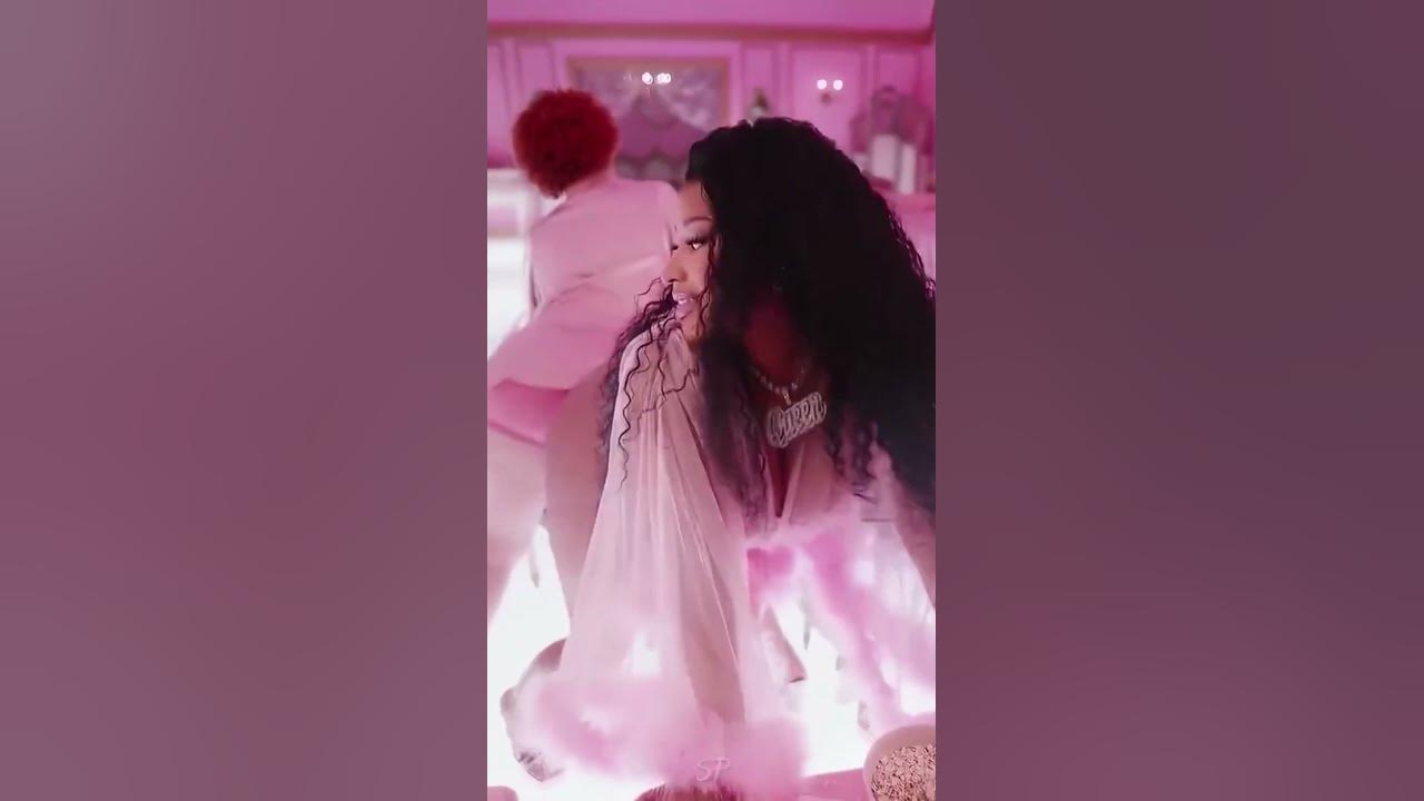 Ice Spice and Nicki Minaj Twerking Video. 👻 YouTube