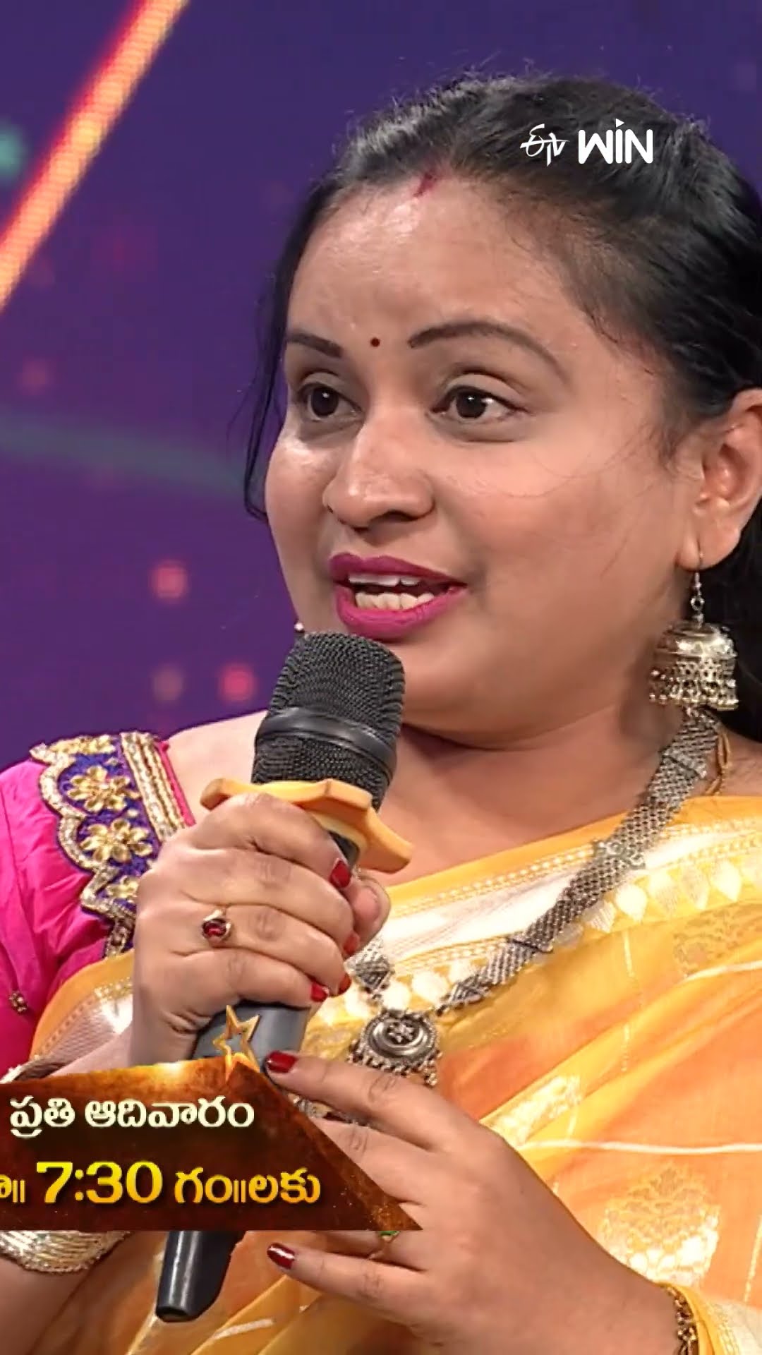 #shorts - కూతురు ఇచ్చిన సర్ ప్రైజ్ గిఫ్ట్ చూసి షాకైన తండ్రి #familystars #sudheer #gameshow