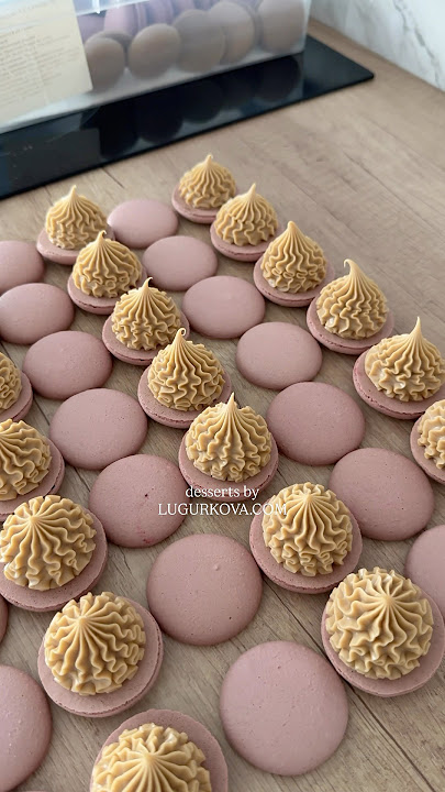 Coffee macarons ✨