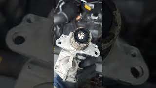 Vauxhall Vivaro Egr Valve Location stuck Open Egr vivaro howto