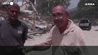Sisma in Venezuela, tra le macerie a La Guaira