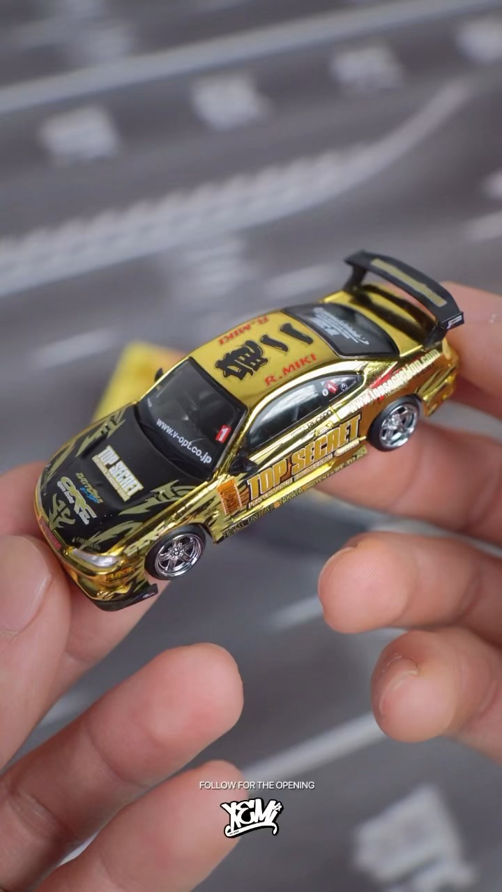 Mini GT Nissan Silvia S15-TOP SECRET TAS 2025 Gold Chrome (Limited