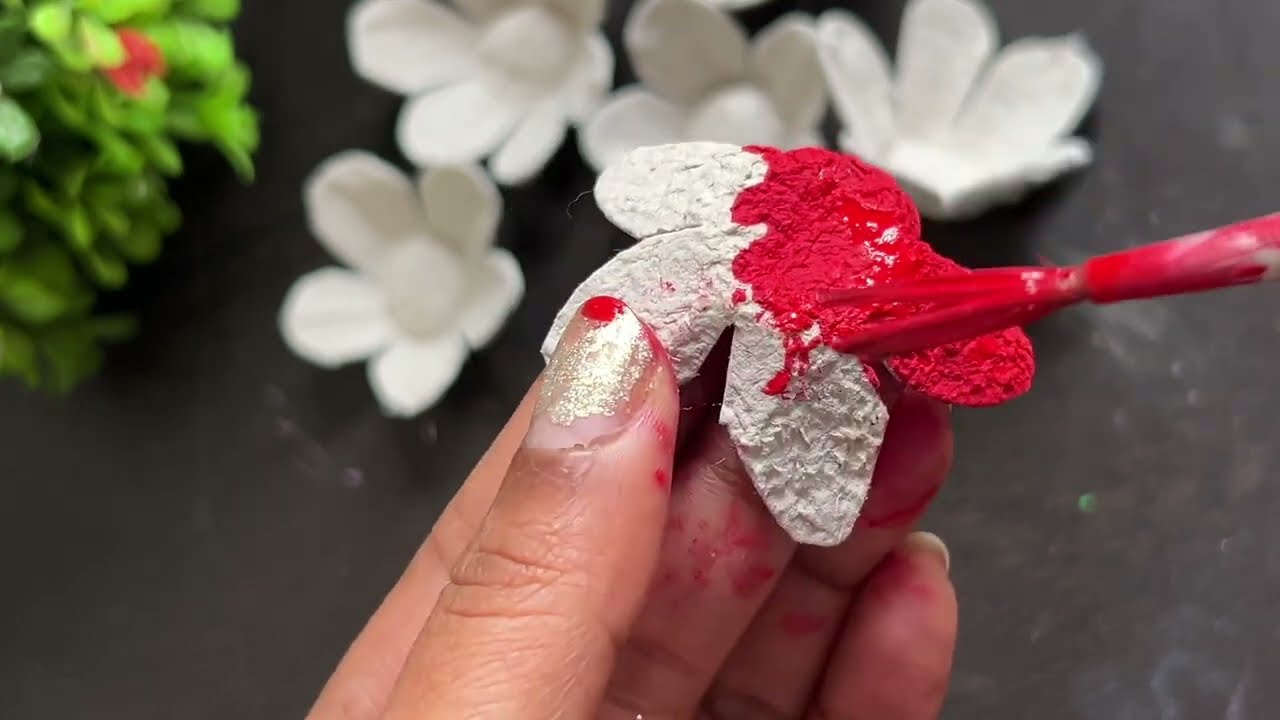 How to Make egg tray rose 🌹 | DIY roses from waste materials | Aesthetic home decor 