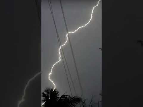 aashman se giri bijali#shortvideo