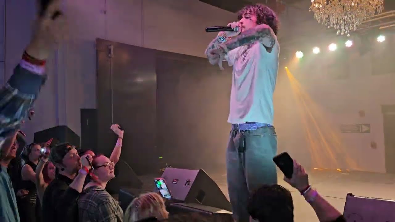 kennedyxoxo - deer in the headlights (Live at Workplay Canteen, Birmingham, AL, 03/18/25)