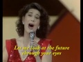 Capture de la vidéo Annick Thoumazeau - "Autant D'amoureux Que D'étoiles" Eurovision 1984 W/English Subtitles