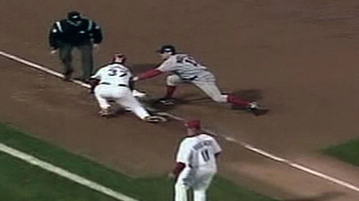 2004 WS Gm3: Red Sox turn two on baserunning miscue