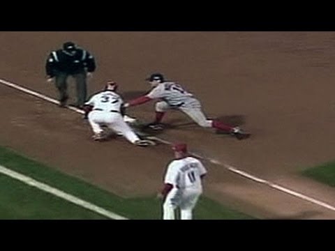 2004 WS Gm3: Red Sox turn two on baserunning miscue