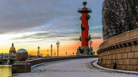 Ростральные колонны Петербурга. Стрелка Васильевского острова