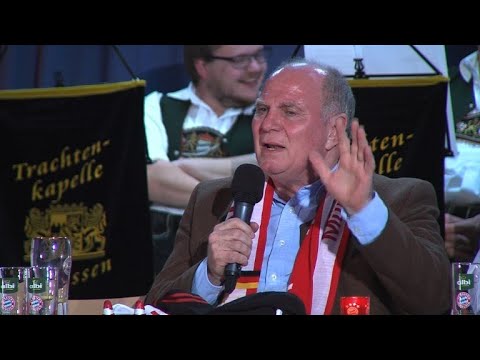 WM 1990: Matthäus und Beckenbauer albern über Schuh-Anekdote