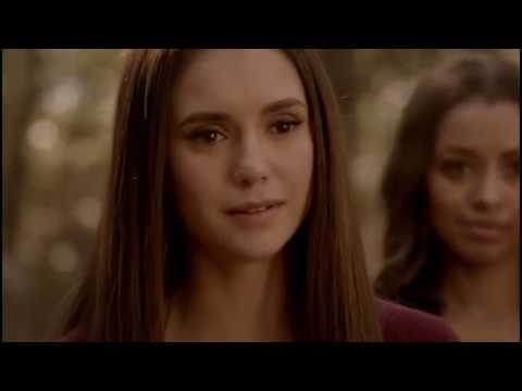 Video: Stefan ed elena sono insieme nella stagione 8?