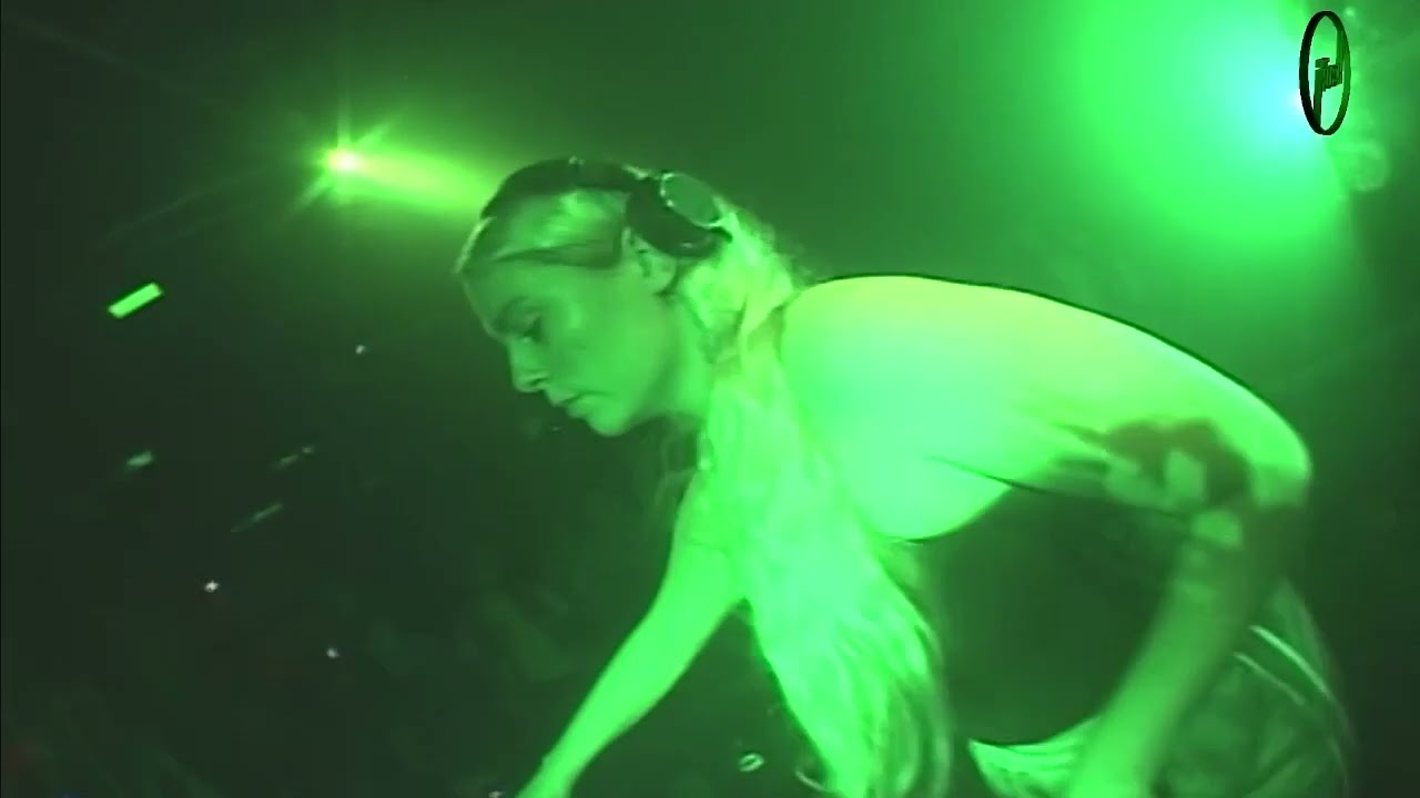 Sally C at Keep Hush  Live X Rhythm Section: Shouts Takeover Berlin