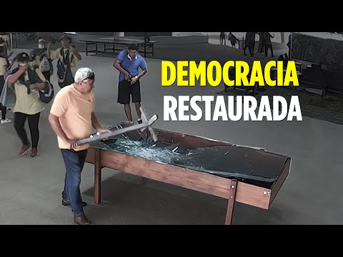 Democracia restaurada