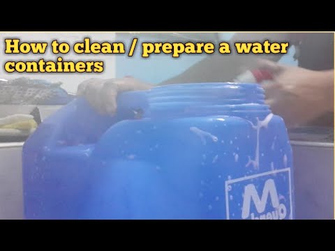 वीडियो: पानी के बर्तन में खाली डिब्बे को कैसे कीटाणुरहित करें