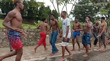 Lagu kamoro terbaru (voc. Jhon. M) buat anak"rantau di kota salatiga